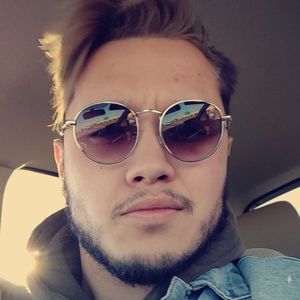 Meet your Posher, Tyler